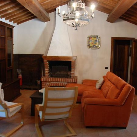 Agriturismo San Vettore ガンバッシ・テルメ エクステリア 写真