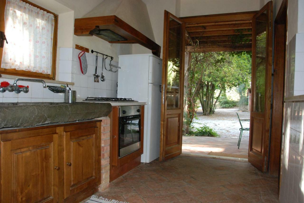 Agriturismo San Vettore ガンバッシ・テルメ エクステリア 写真